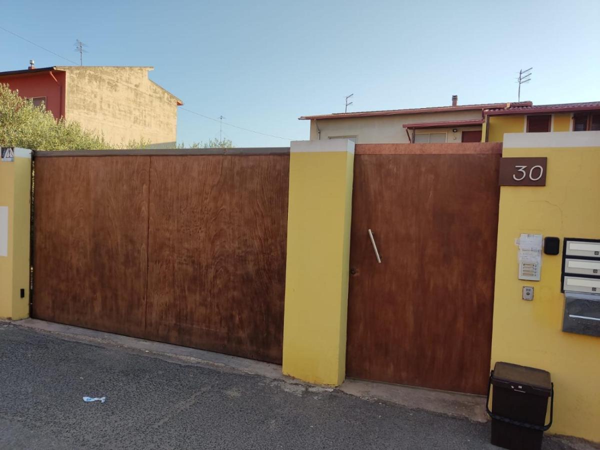 דירות Càbras Il Guardiano Del Faro מראה חיצוני תמונה